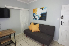 TinyApartment@Mosselbay - Entire 1 Bedroom Apartment Mossel Bay Central